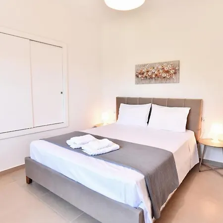 Adams 2 펜션 PalaiónTsiflíkion