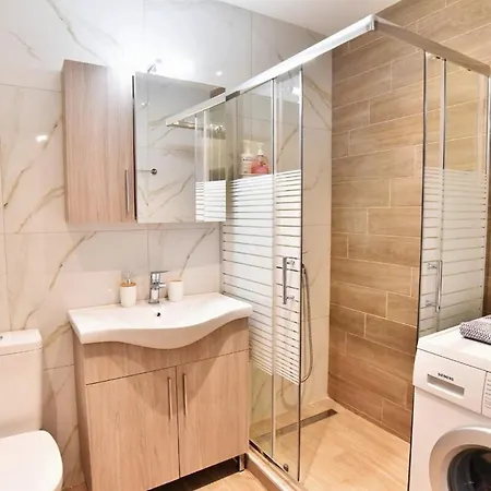 Hébergement de vacances Adams 2 PalaiónTsiflíkion