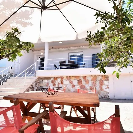 Adams 2 Hébergement de vacances *