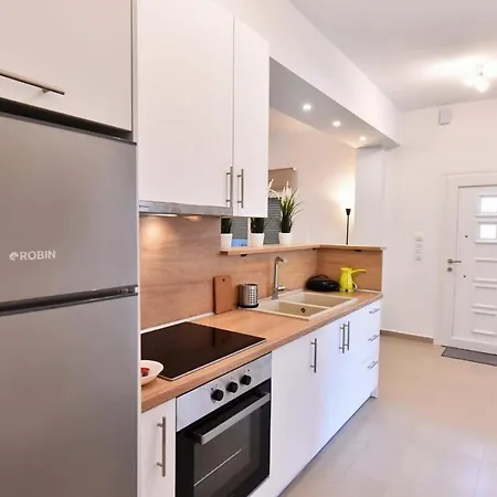 Adams 2 Hébergement de vacances PalaiónTsiflíkion